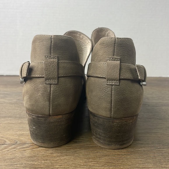 Caslon Women’s Grey Beige Ankle Bootie, size 9 - Picture 8 of 11